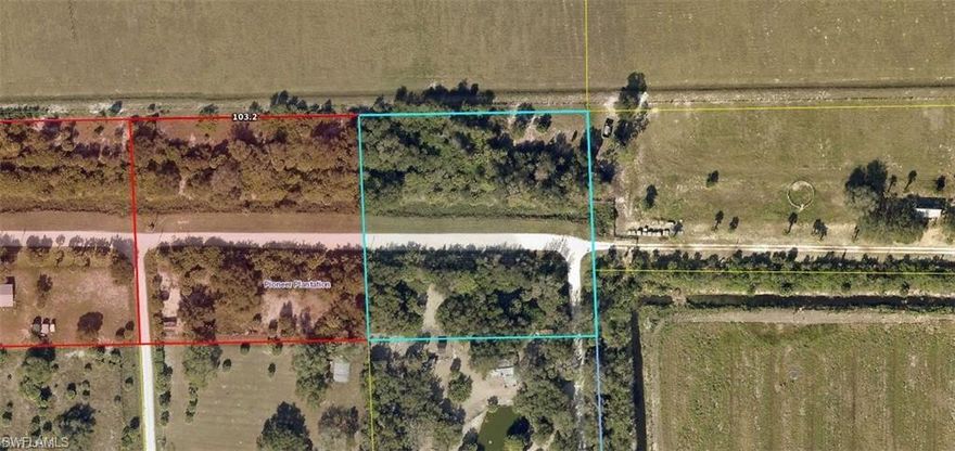 Come see these 2.50 acre lot in Pioneer with a lot of potential and privacy. Enjoy some country living with horses/livestock, have a mobile home or build your dream home on this nice piece of land.