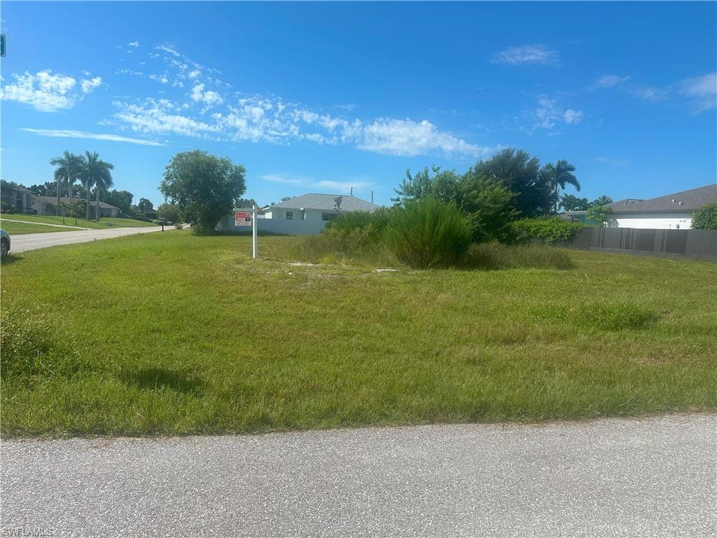 CAPE CORAL - Land
