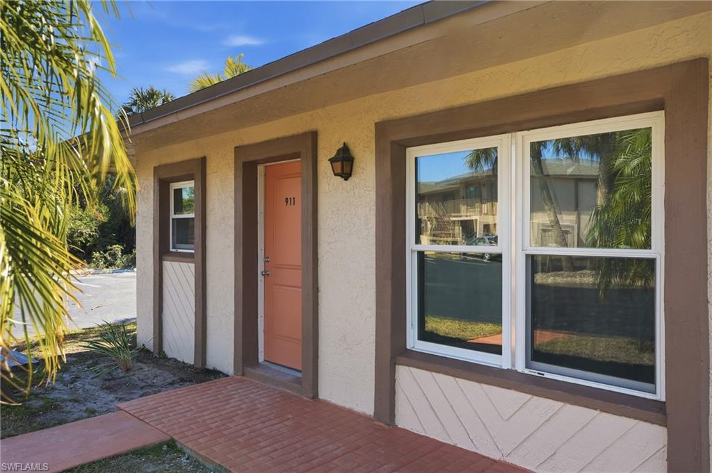 DAVIS WOODS CONDOMINIUM - Residential