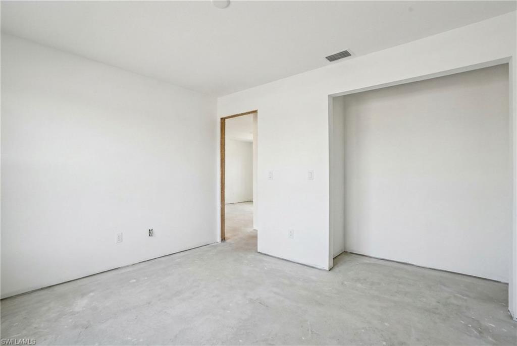 DAVIS WOODS CONDOMINIUM - Residential