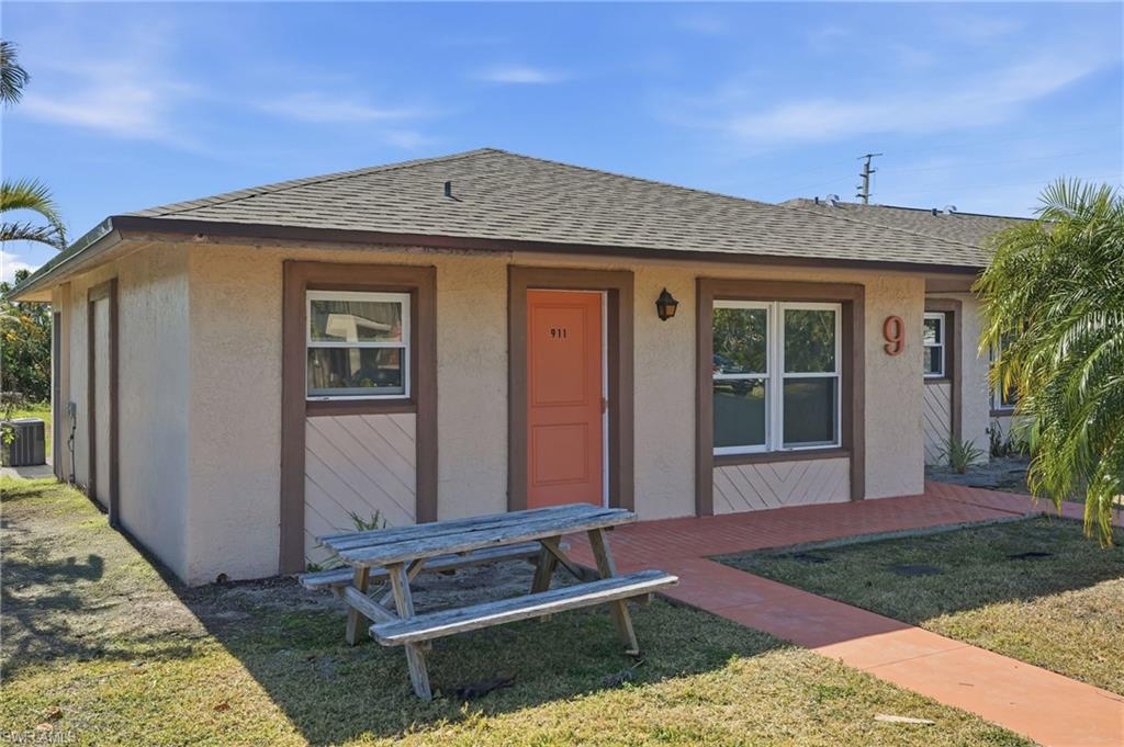 DAVIS WOODS CONDOMINIUM - Residential