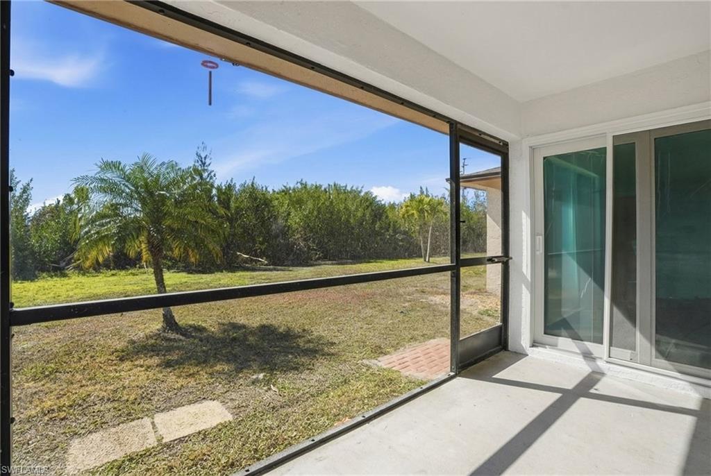 DAVIS WOODS CONDOMINIUM - Residential