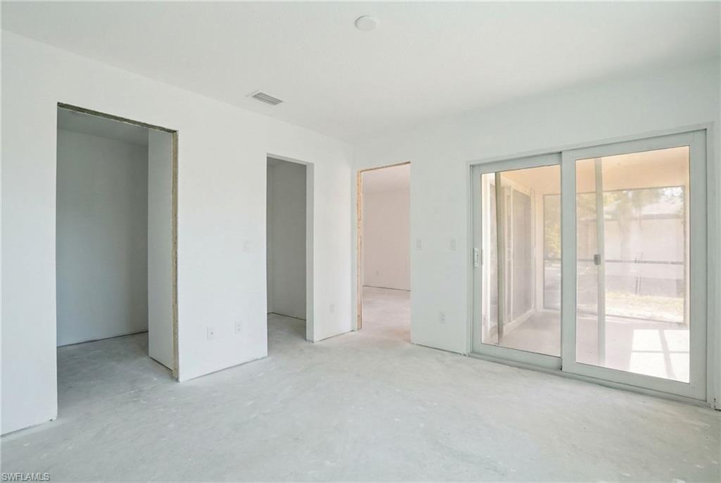 DAVIS WOODS CONDOMINIUM - Residential