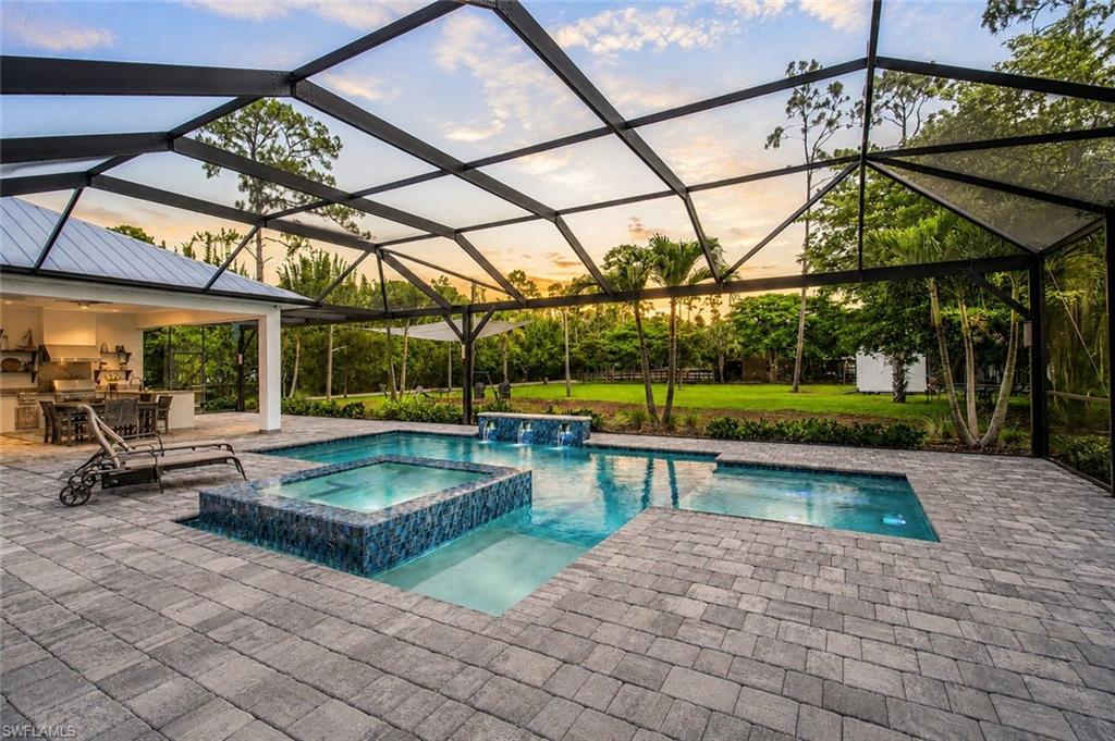 5737 Hidden Oaks LN