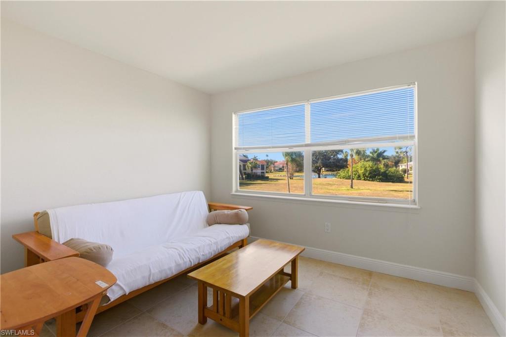 VENETIAN PALMS - Residential