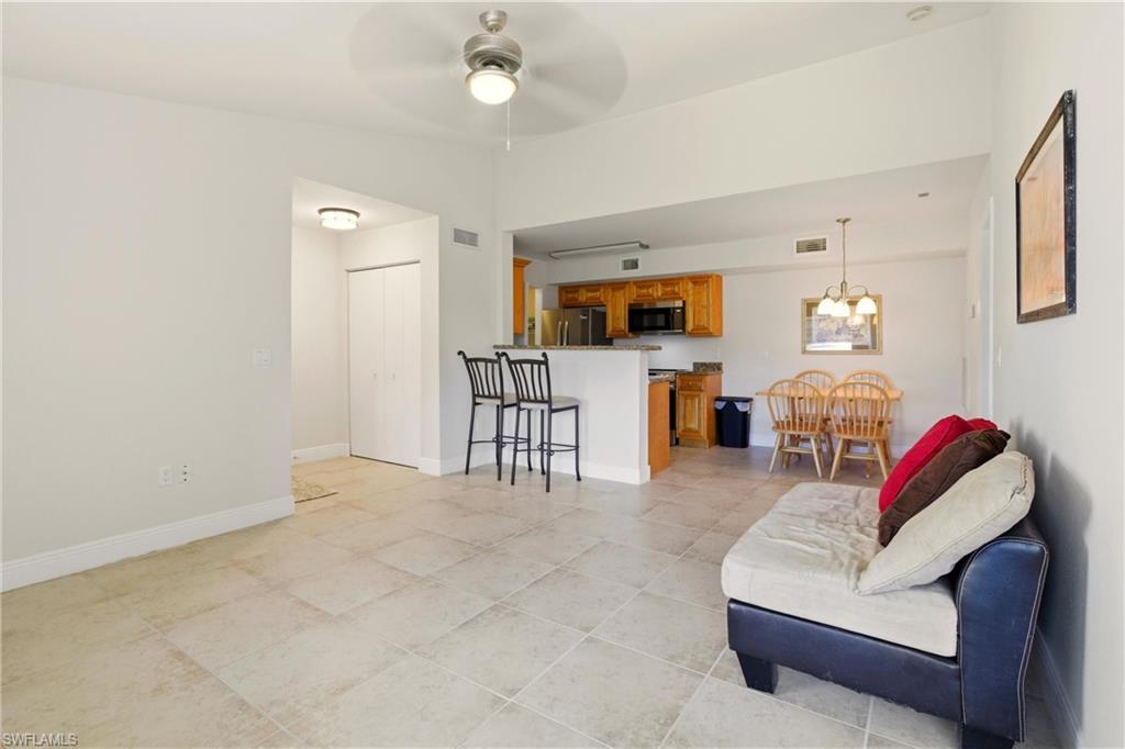 VENETIAN PALMS - Residential