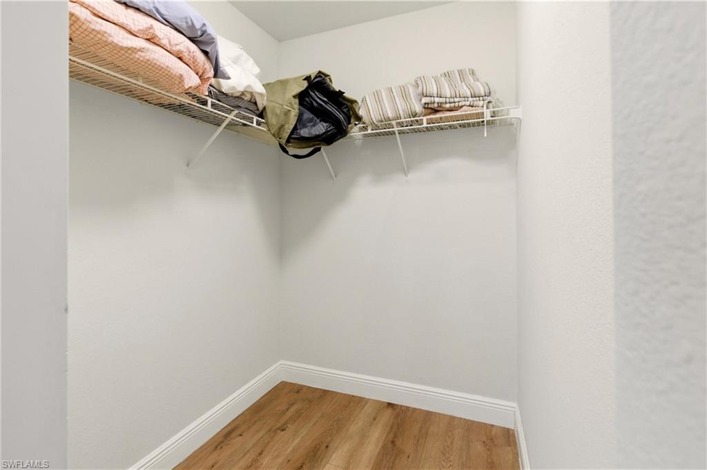 VENETIAN PALMS - Residential