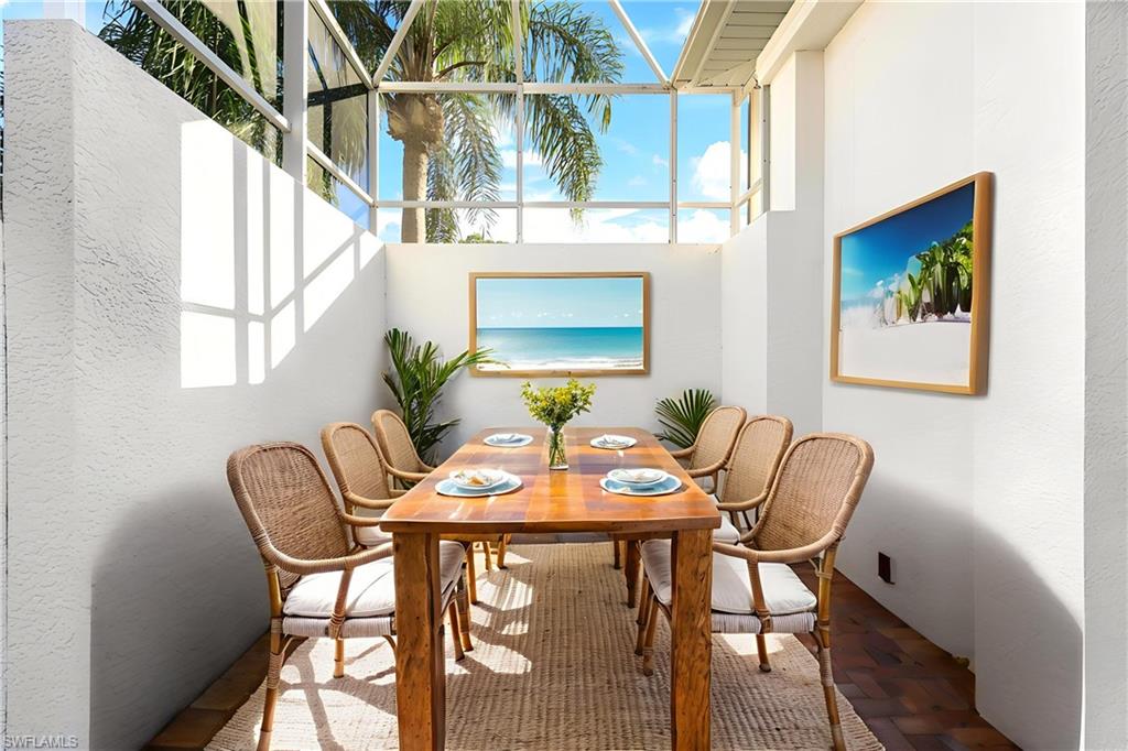 5652 Kensington LOOP