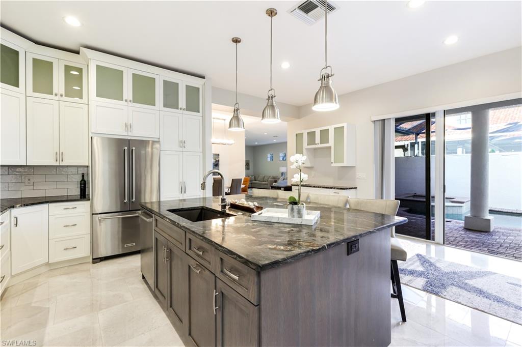 5652 Kensington LOOP