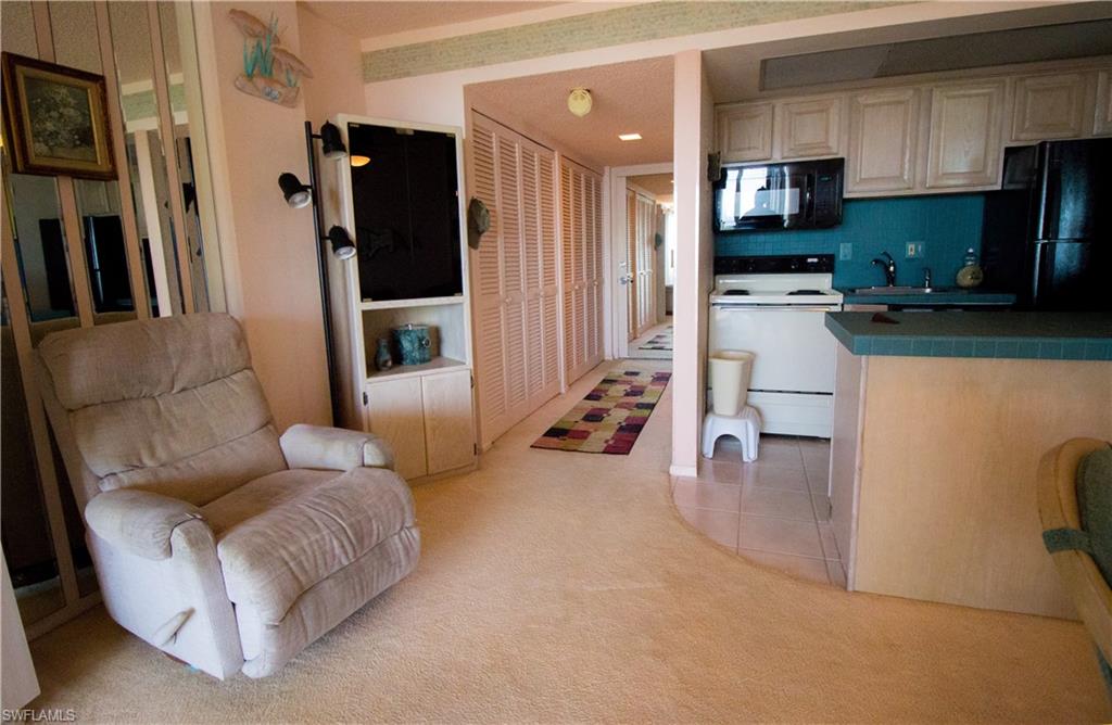 VANDERBILT TOWERS - Residential