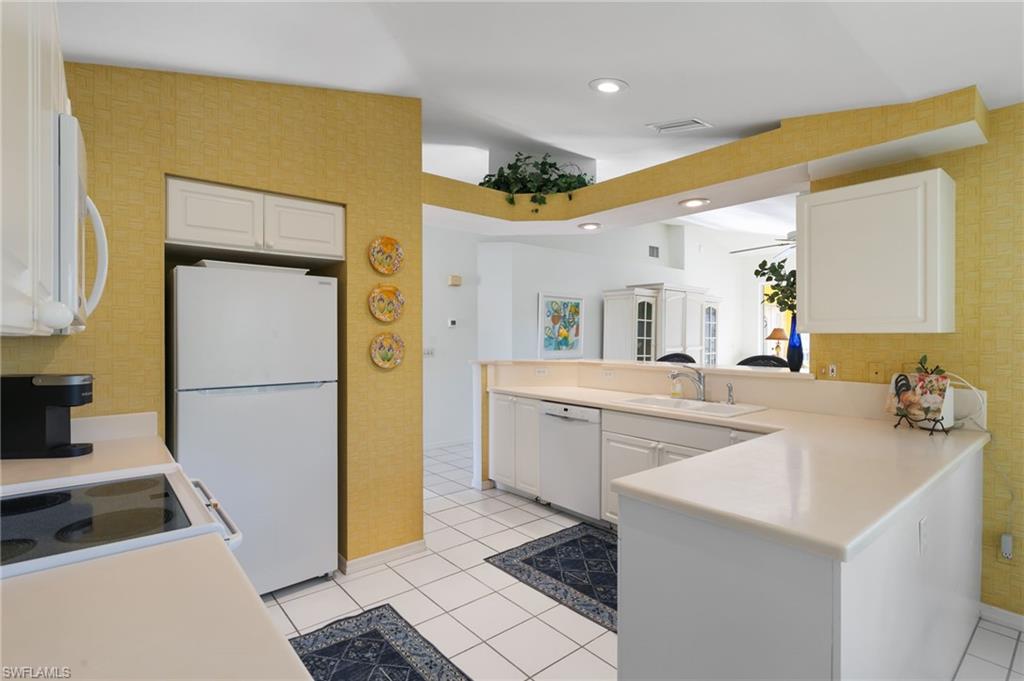 WIGGINS LAKES AND PRESERVES - Residential