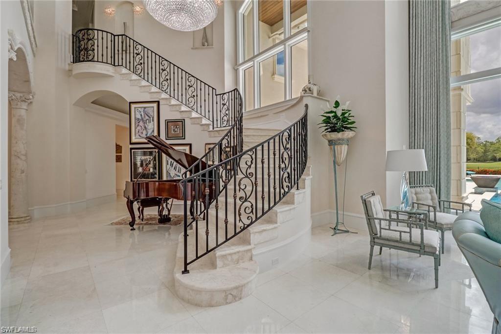 ESCADA AT TIBURON - Residential