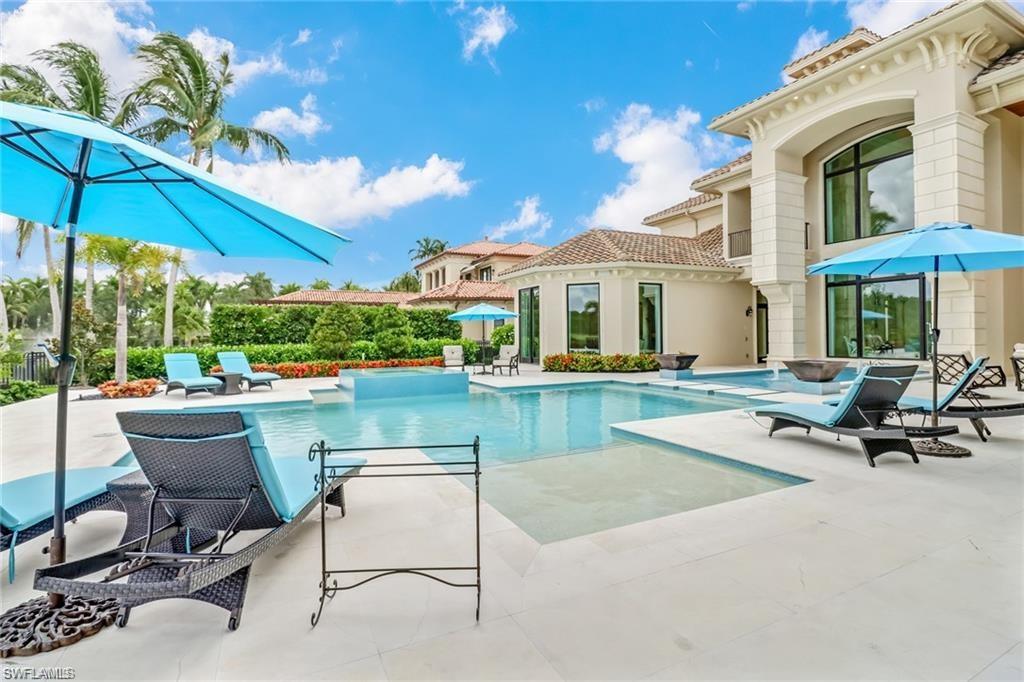 ESCADA AT TIBURON - Residential