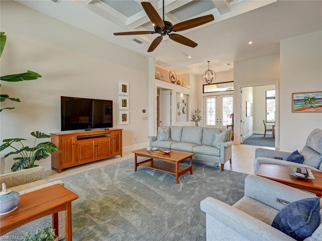 MARCO BEACH - Residential