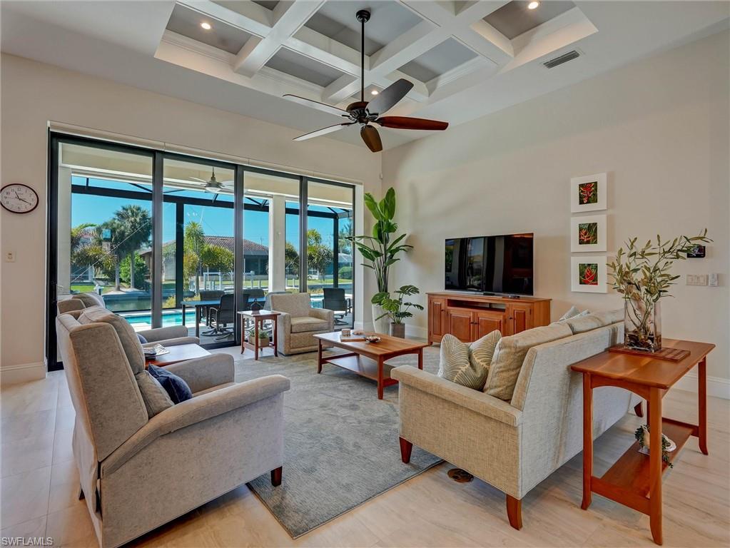 MARCO BEACH - Residential