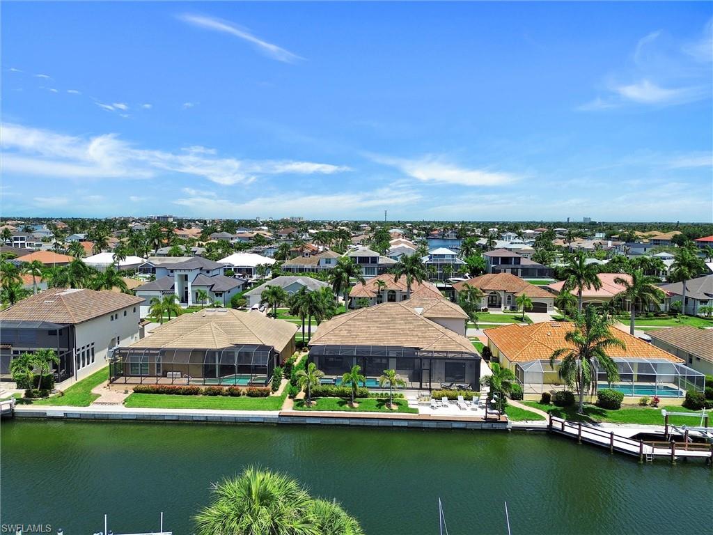 MARCO BEACH - Residential