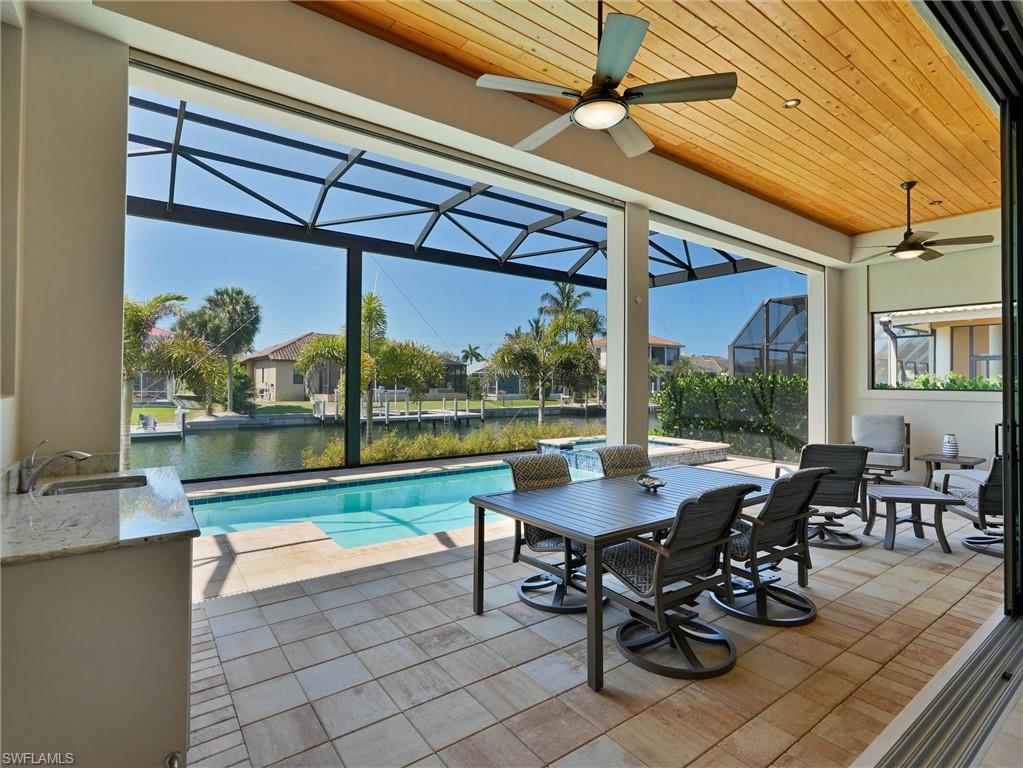 MARCO BEACH - Residential