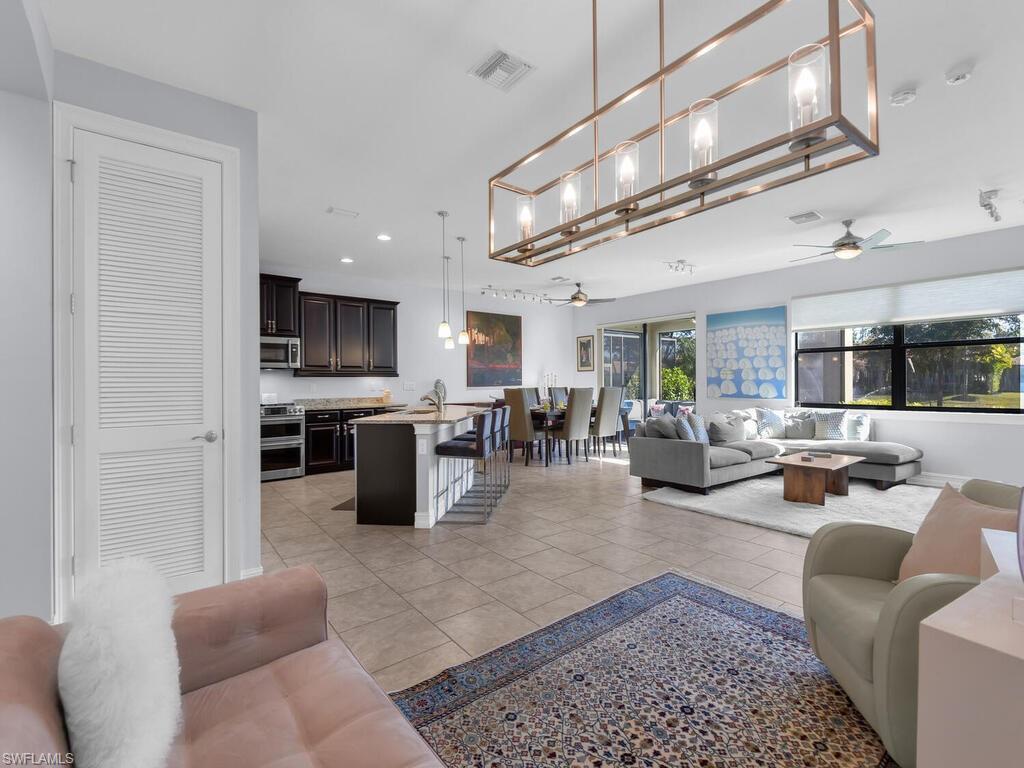 TUSCANY POINTE - Residential