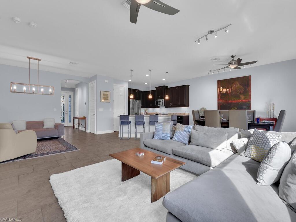 TUSCANY POINTE - Residential