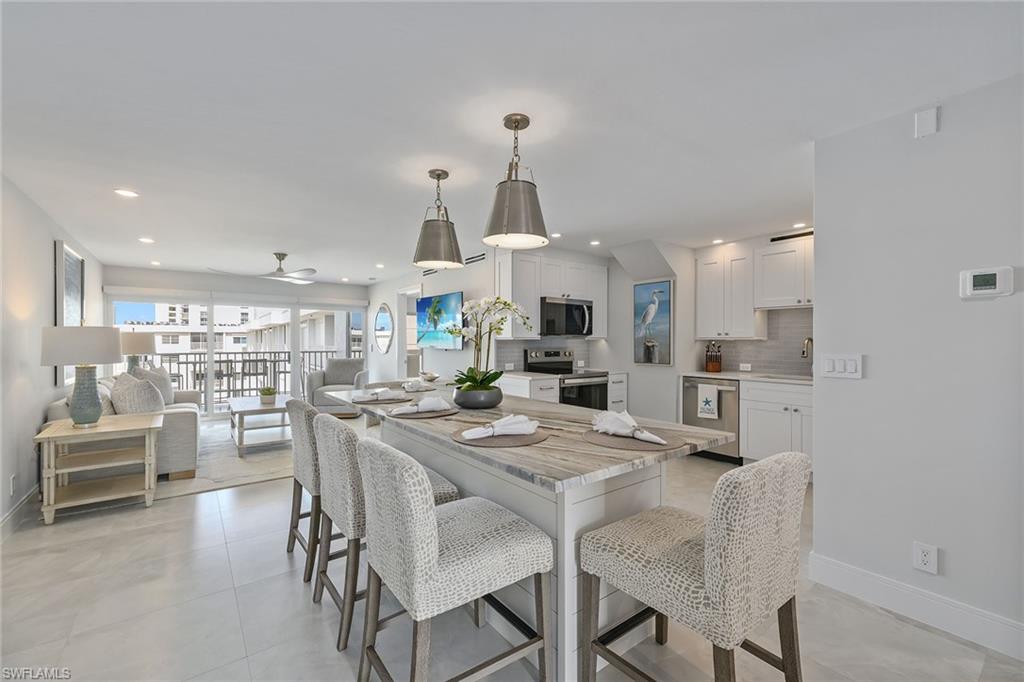 NAPLES CONTINENTAL - Residential