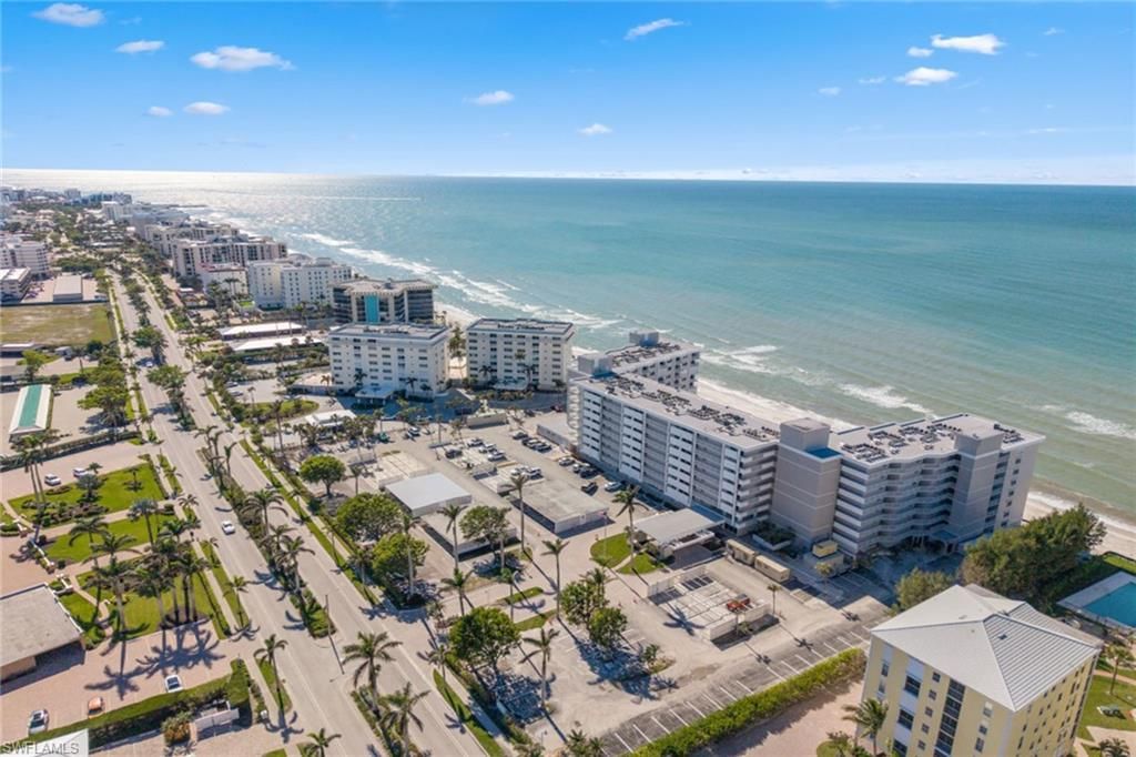 Photo of 3443 Gulf Shore BLVD N #813, NAPLES, FL 34103 (MLS # 225041188)