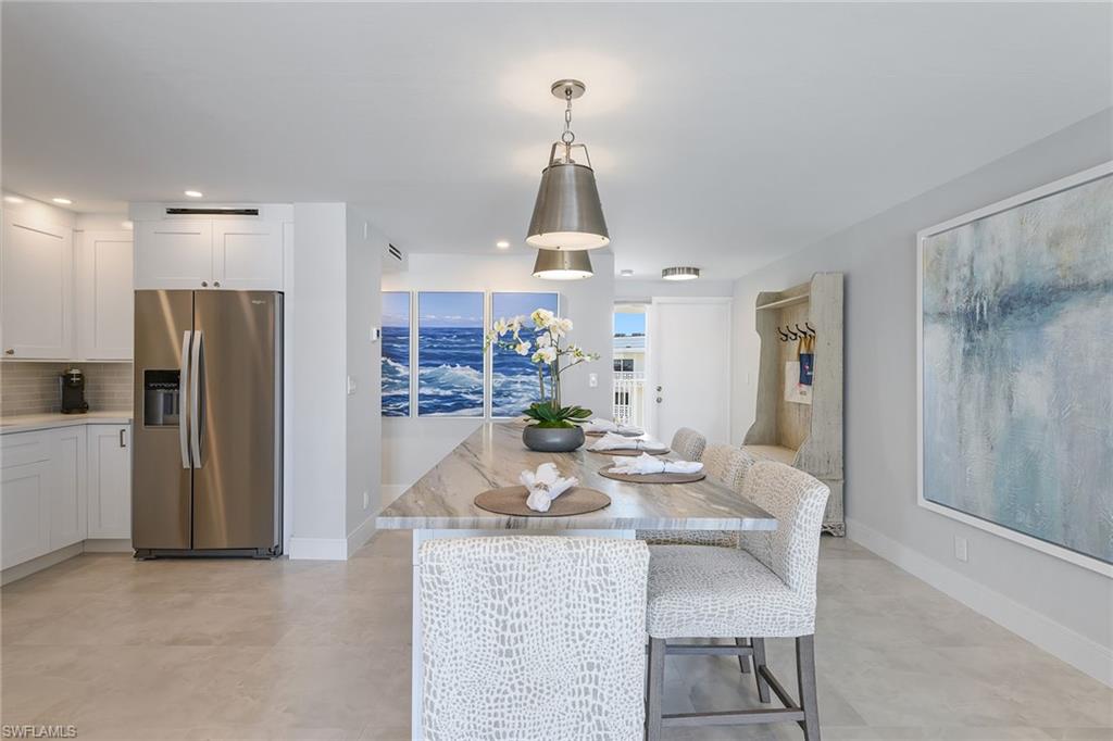 NAPLES CONTINENTAL - Residential