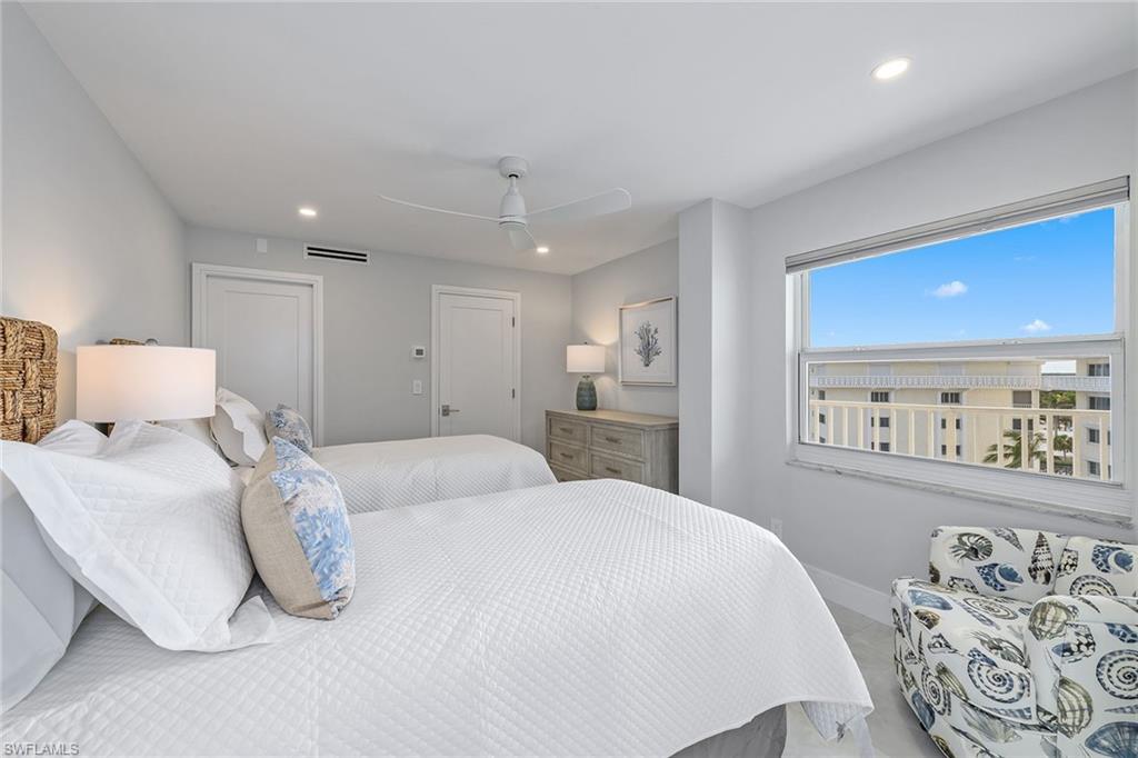 NAPLES CONTINENTAL - Residential