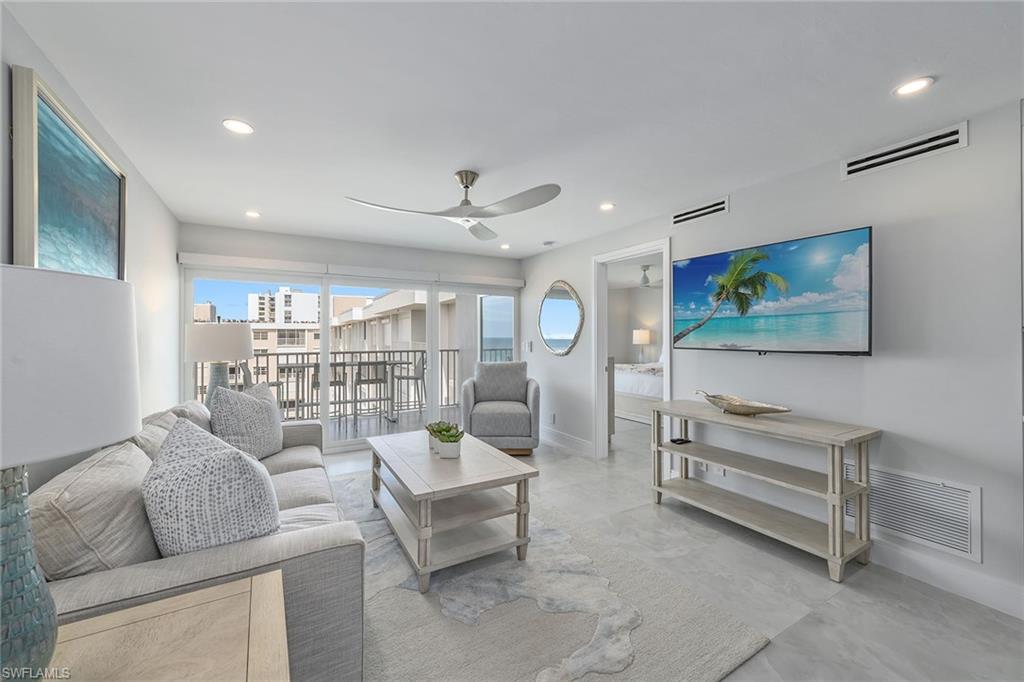 NAPLES CONTINENTAL - Residential