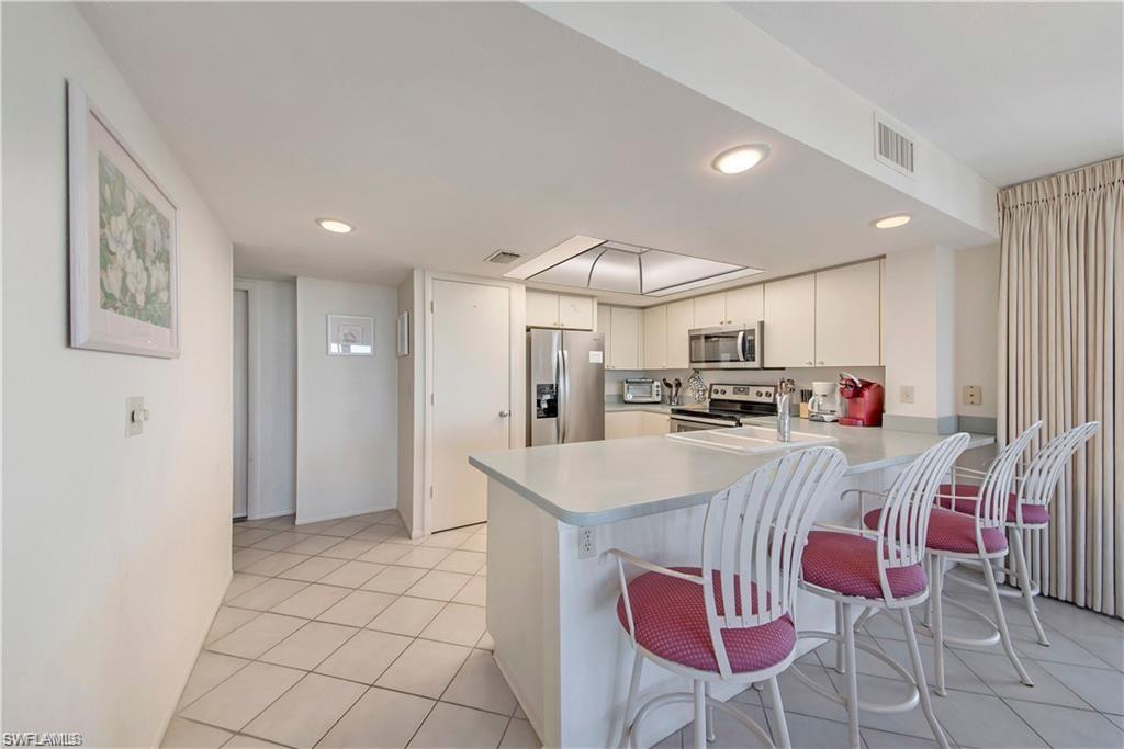 SANIBEL HARBOUR TOWER CONDO - Residential