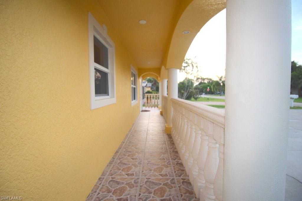 NAPLES PARK - Residential