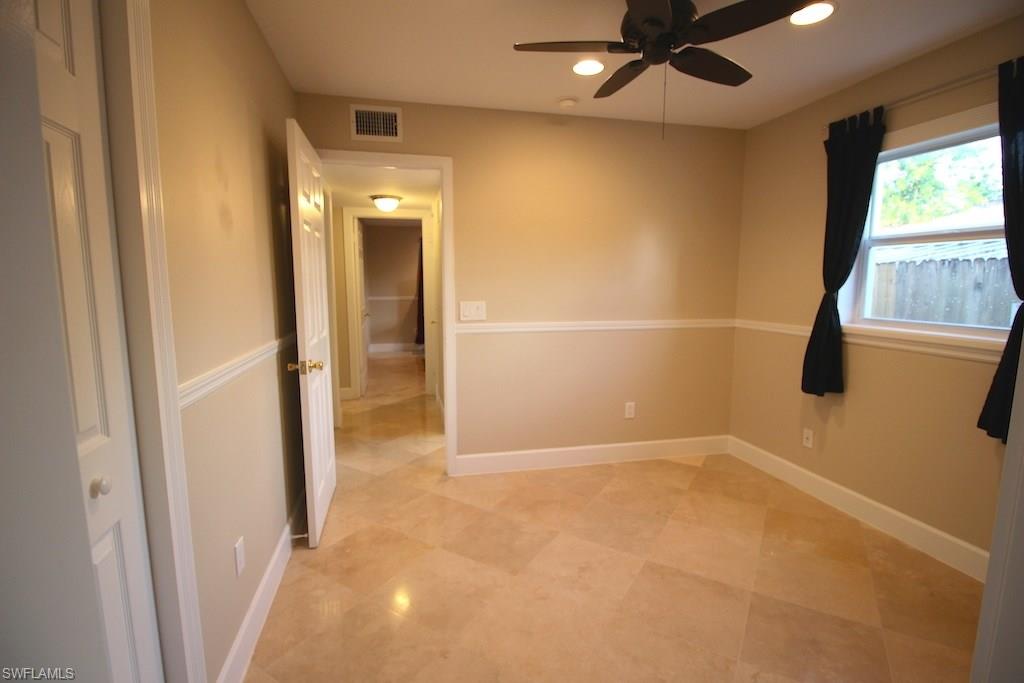 NAPLES PARK - Residential