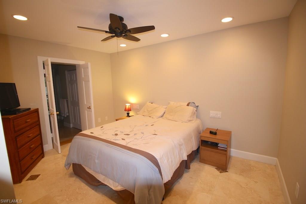 NAPLES PARK - Residential