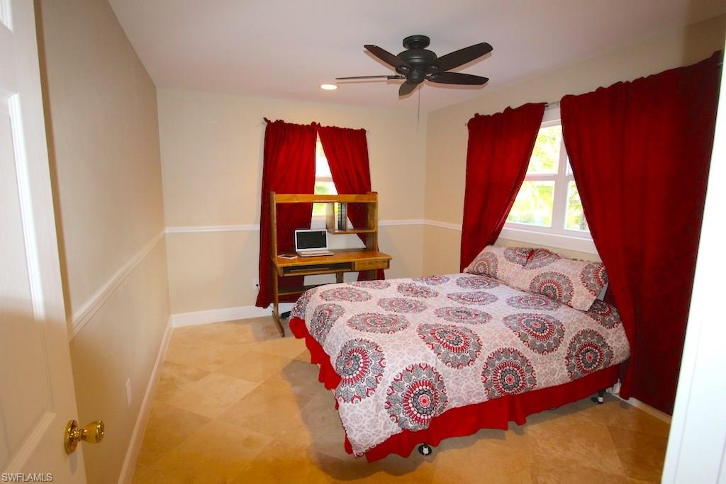 NAPLES PARK - Residential