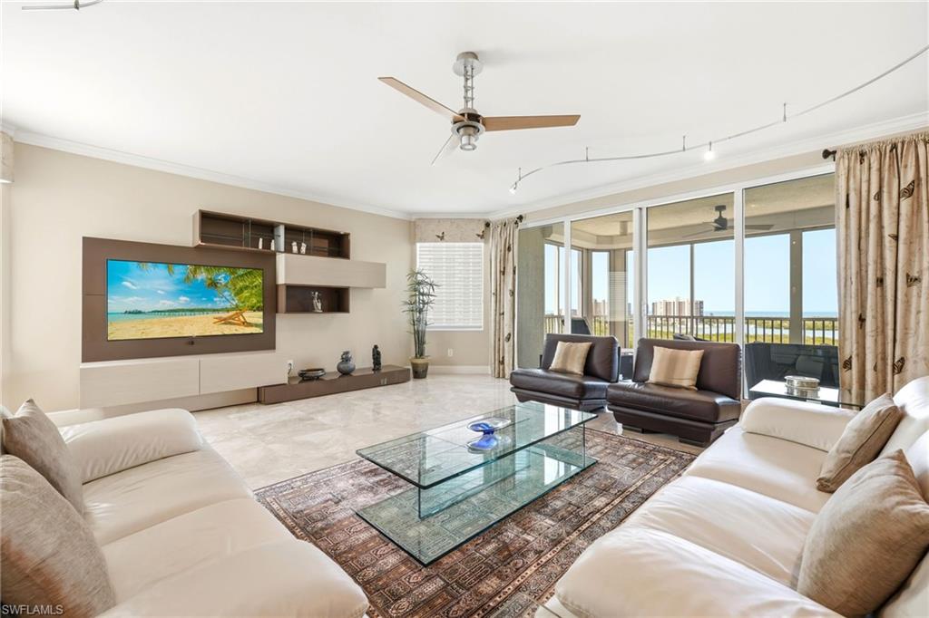 GRANDE GENEVA - Residential