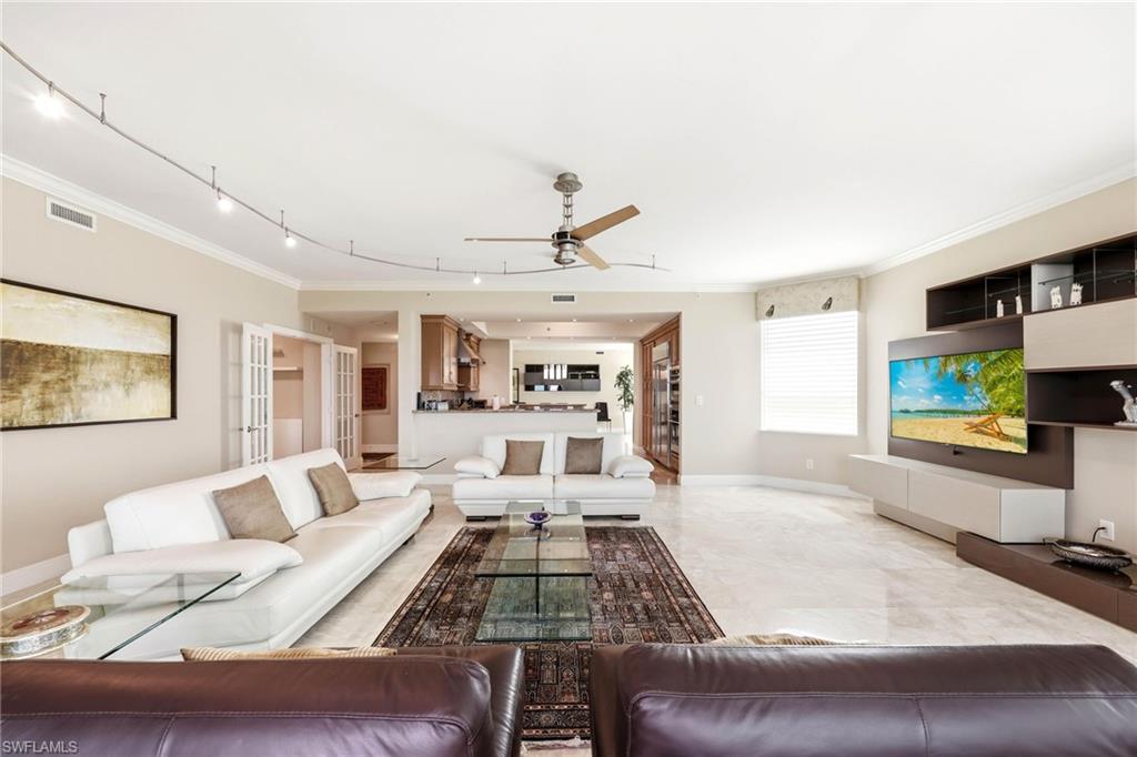 GRANDE GENEVA - Residential