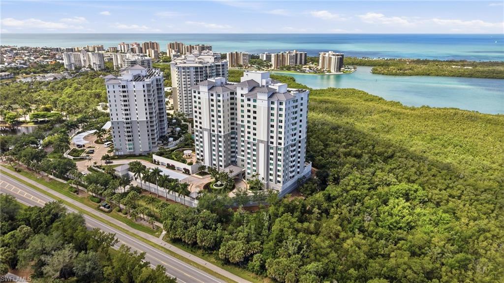 GRANDE GENEVA - Residential