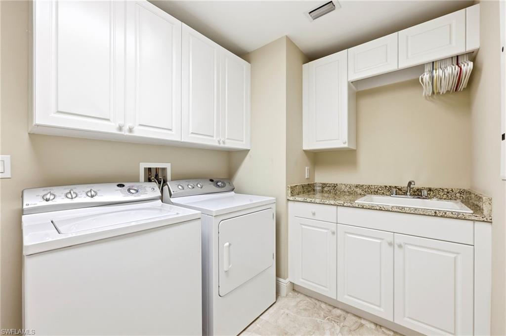 GRANDE GENEVA - Residential