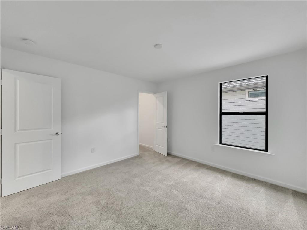 HAMPTON LAKES - Residential Lease