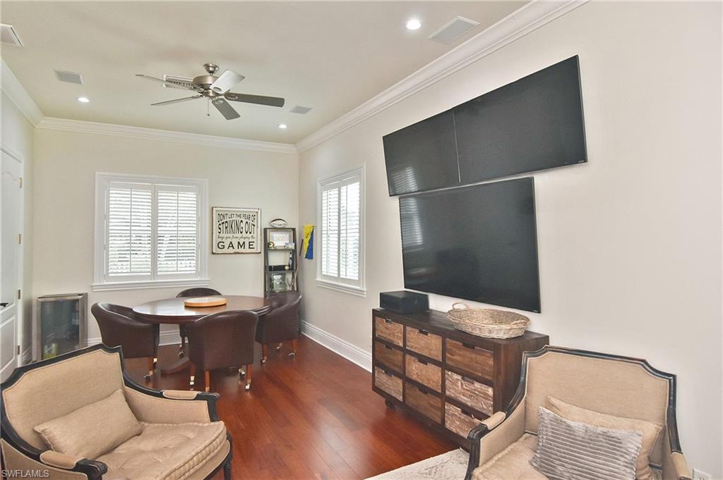 RIVERSIDE - Residential