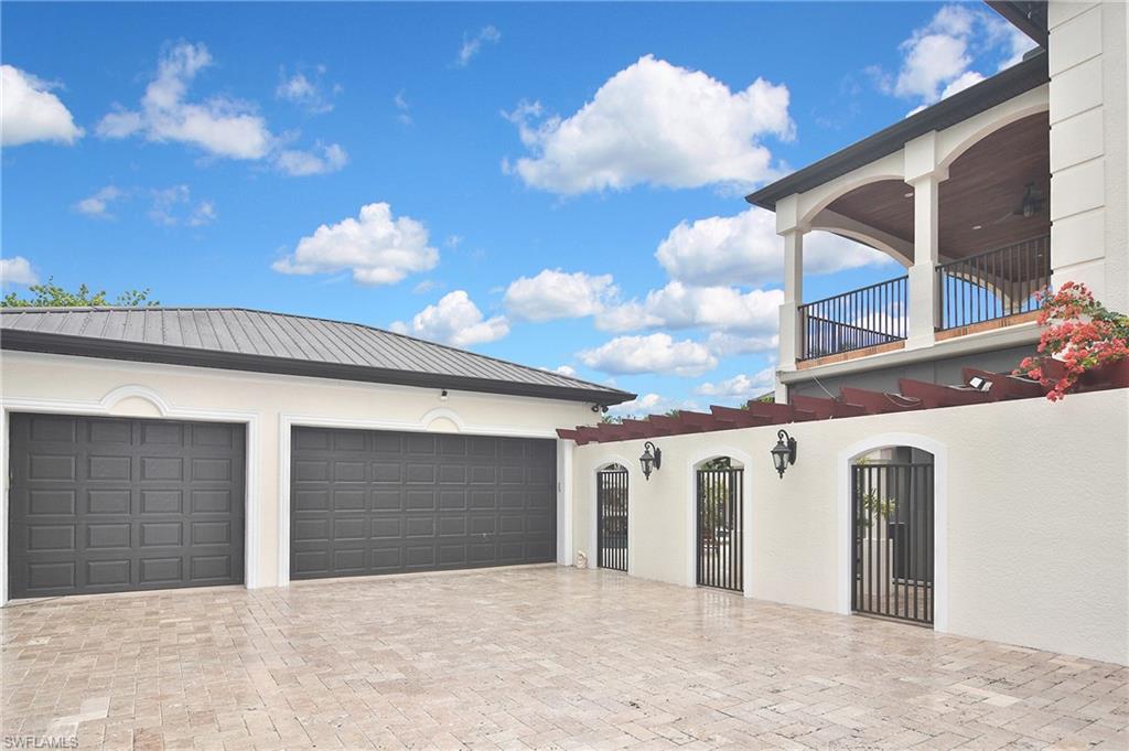 RIVERSIDE - Residential