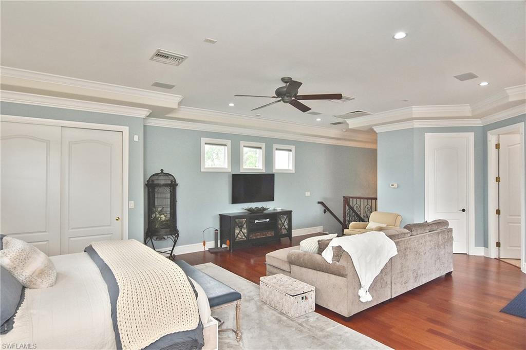 RIVERSIDE - Residential