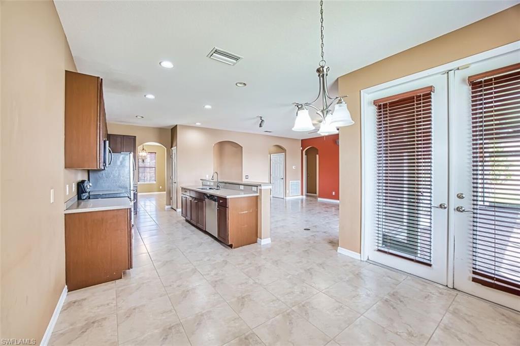 COLONY TRACE - Residential