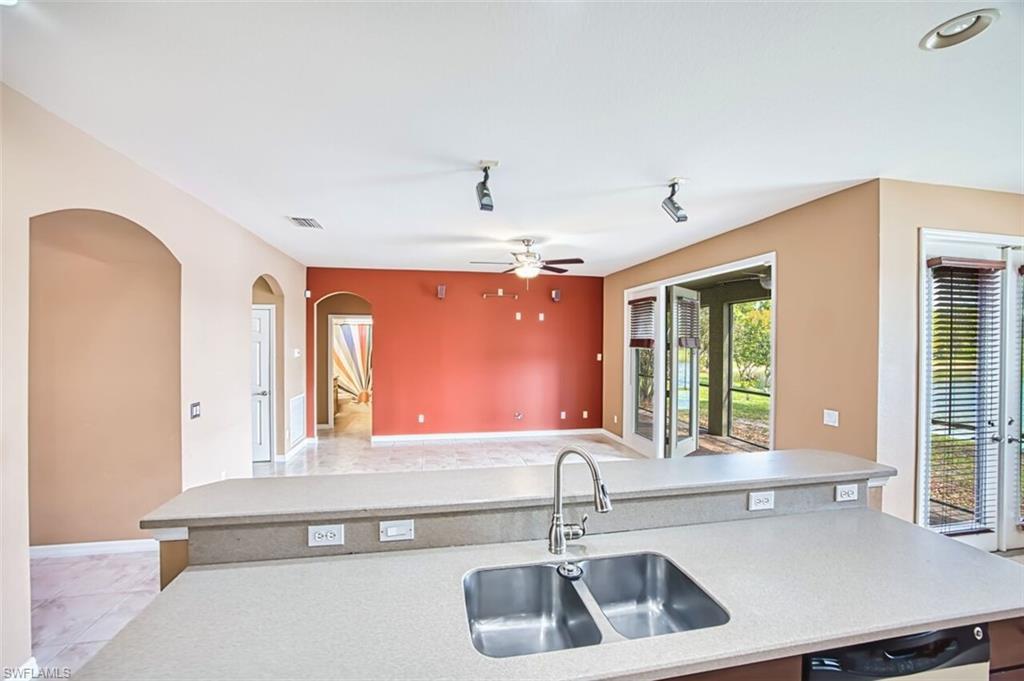 COLONY TRACE - Residential