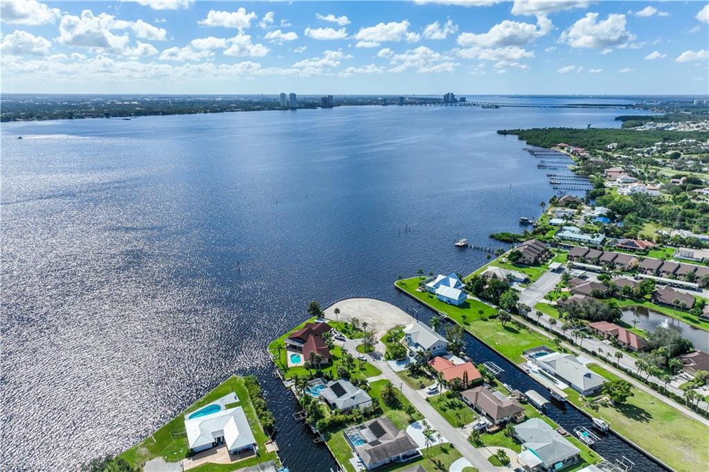 NORTH FORT MYERS - Land