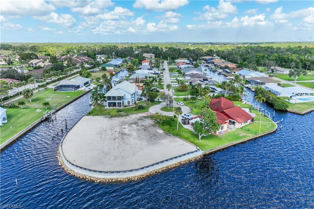 NORTH FORT MYERS - Land