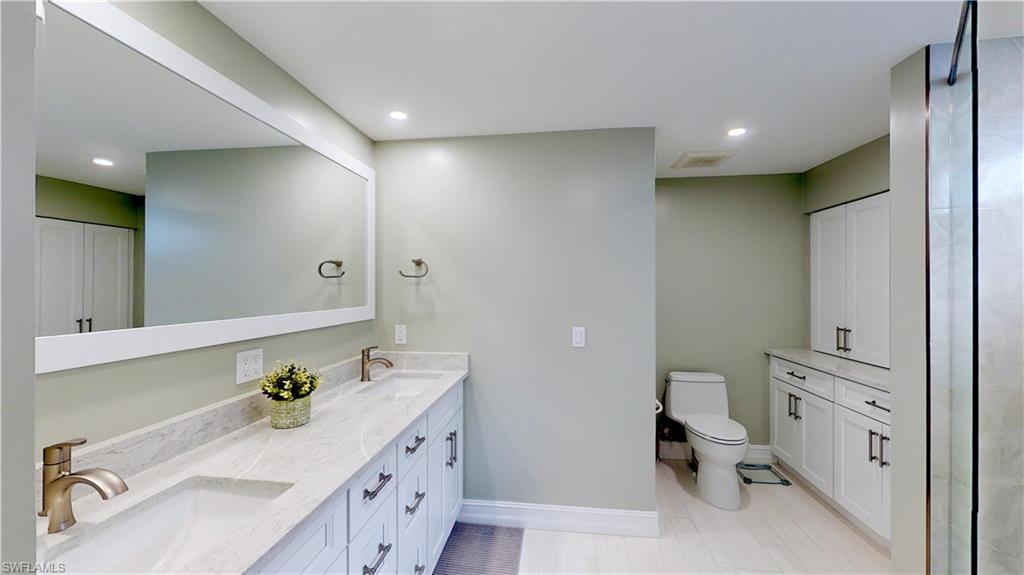 VILLAS AT WATERSIDE - Residential