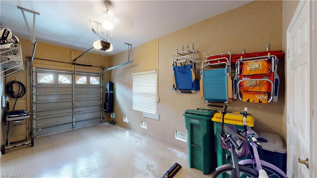 VILLAS AT WATERSIDE - Residential