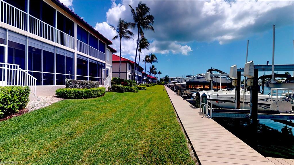 VILLAS AT WATERSIDE - Residential