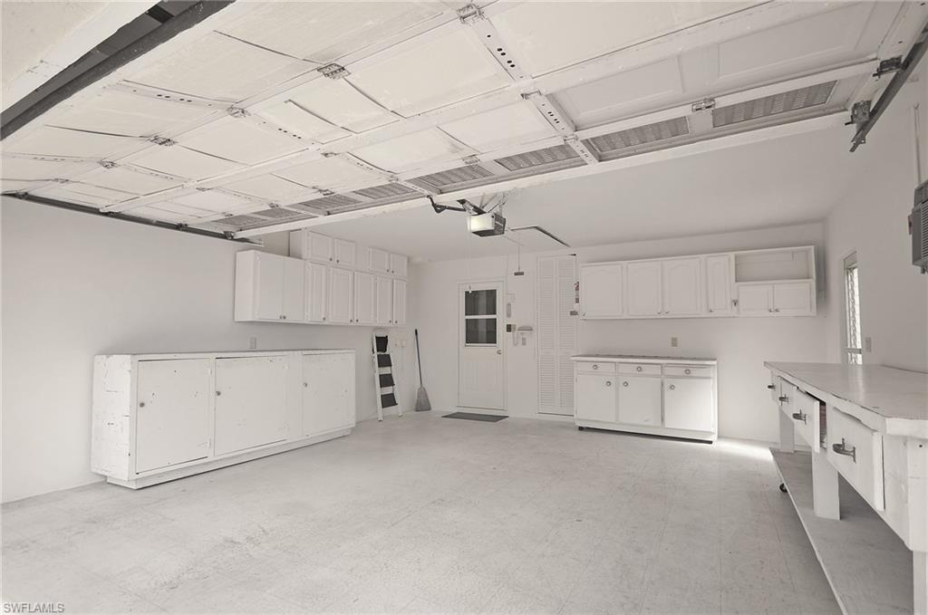 RIVIERA COLONY GOLF ESTATES - Residential