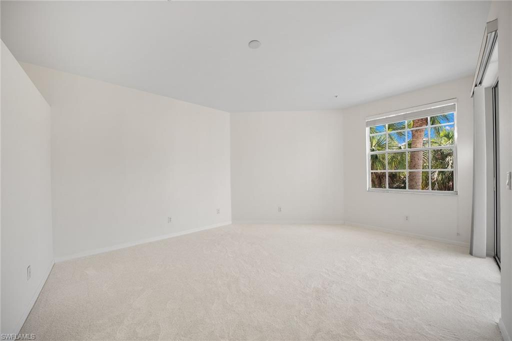 POINTE AT PELICAN LANDING - Residential